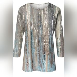 Three quarter sleeve blouse